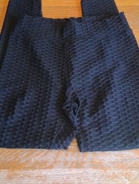High-Waist Textured Leggings in Black Size XL